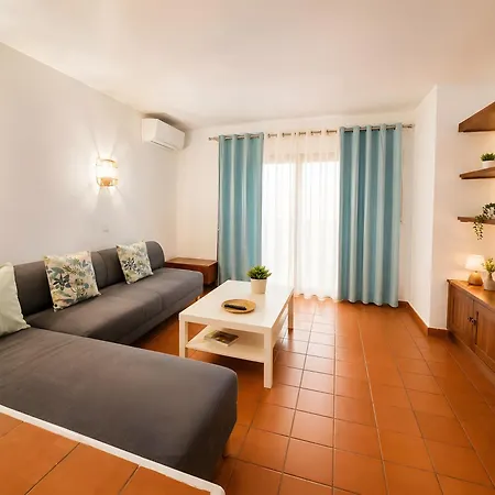 Moinho With Pool Access Apartment