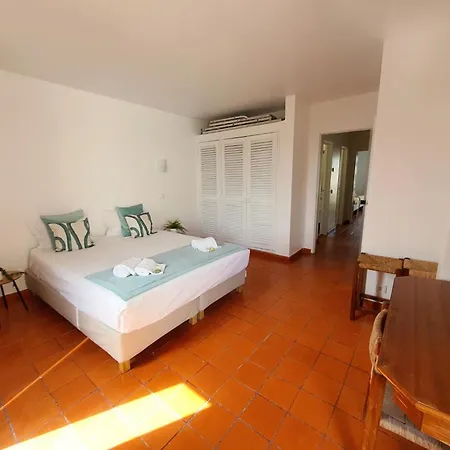 Moinho With Pool Access Apartment