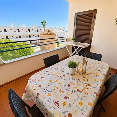 Apartment Moinho With Pool Access